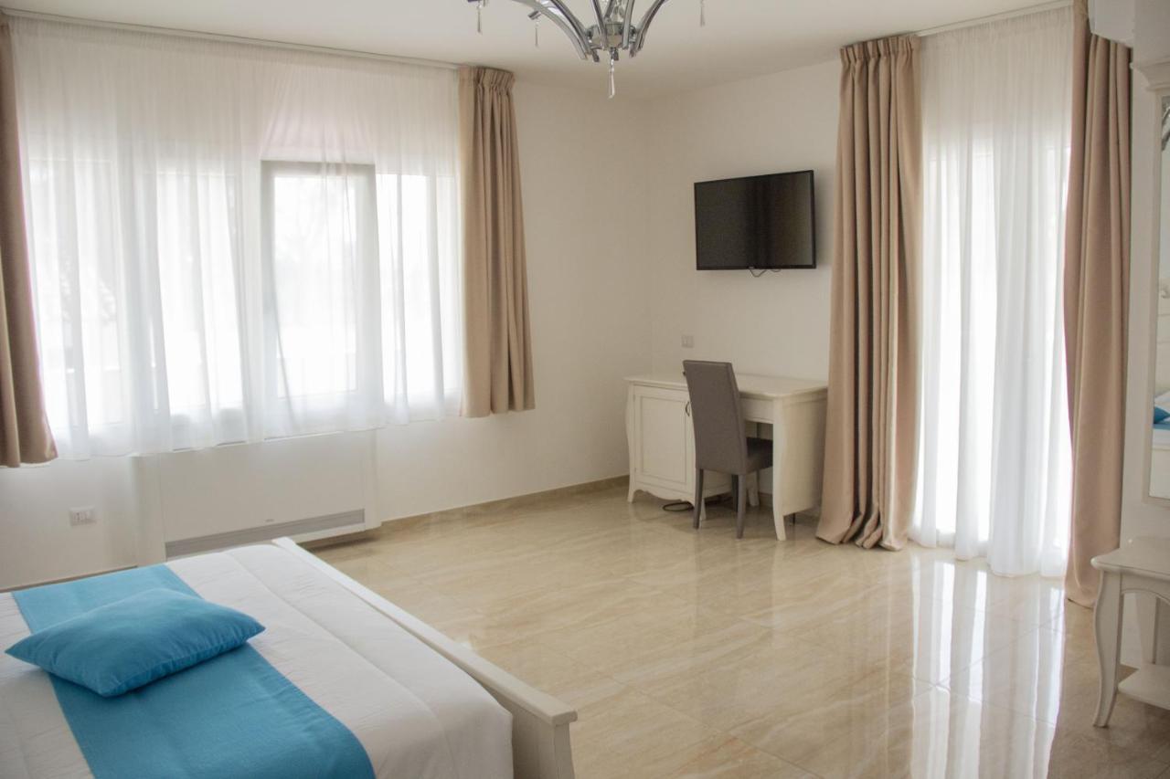B&B Imperial Exclusive Rooms & Breakfast Porto Cesareo Kültér fotó