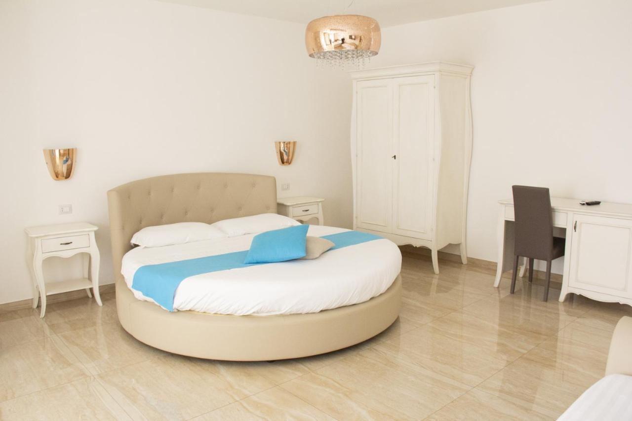 B&B Imperial Exclusive Rooms & Breakfast Porto Cesareo Kültér fotó