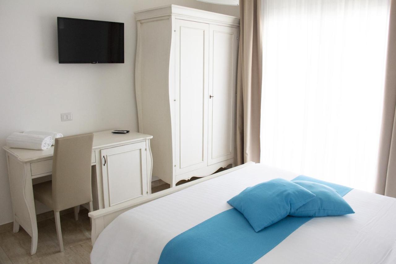 B&B Imperial Exclusive Rooms & Breakfast Porto Cesareo Kültér fotó