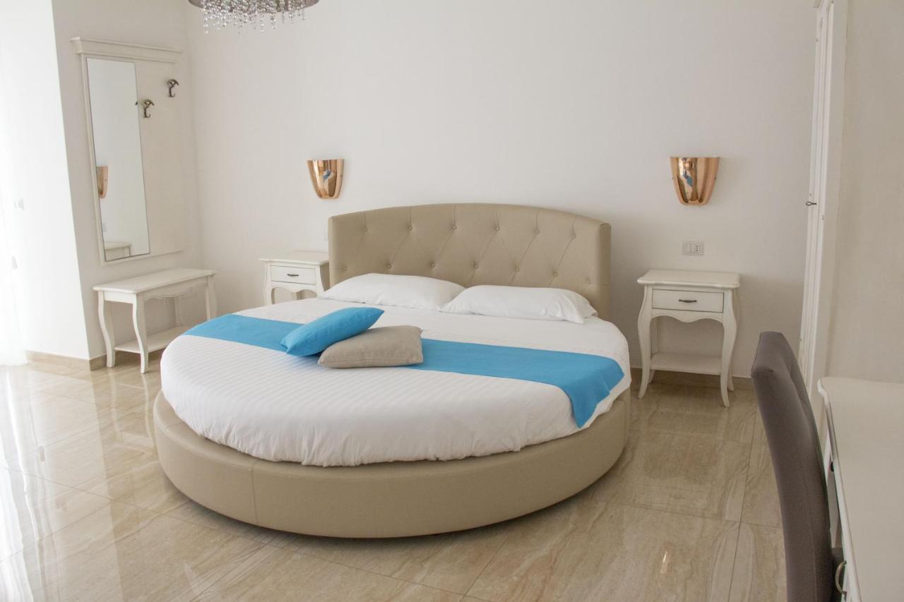 B&B Imperial Exclusive Rooms & Breakfast Porto Cesareo Kültér fotó