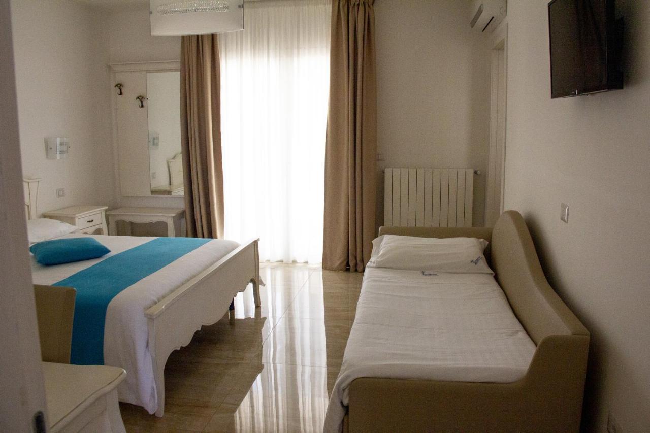B&B Imperial Exclusive Rooms & Breakfast Porto Cesareo Kültér fotó