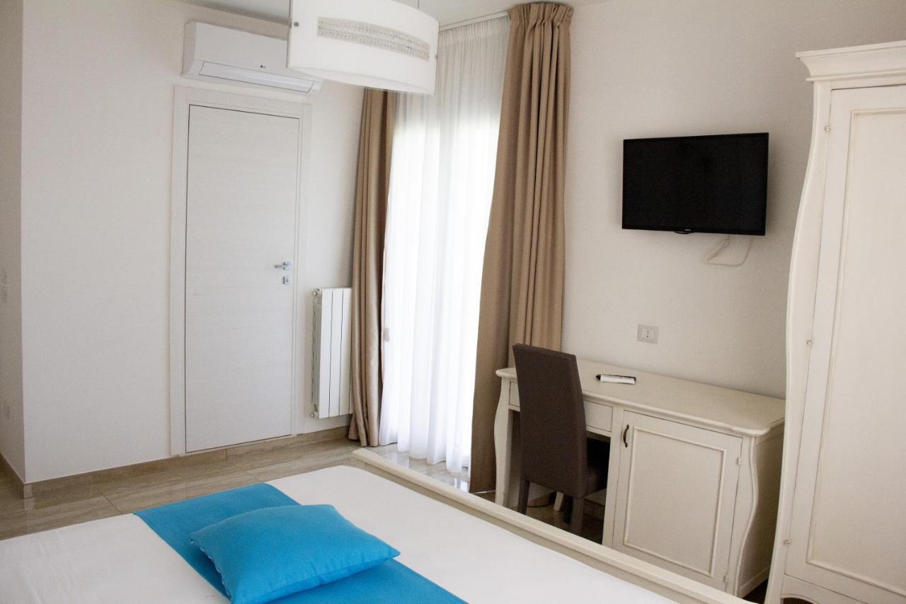 B&B Imperial Exclusive Rooms & Breakfast Porto Cesareo Kültér fotó