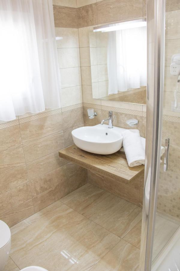 B&B Imperial Exclusive Rooms & Breakfast Porto Cesareo Kültér fotó
