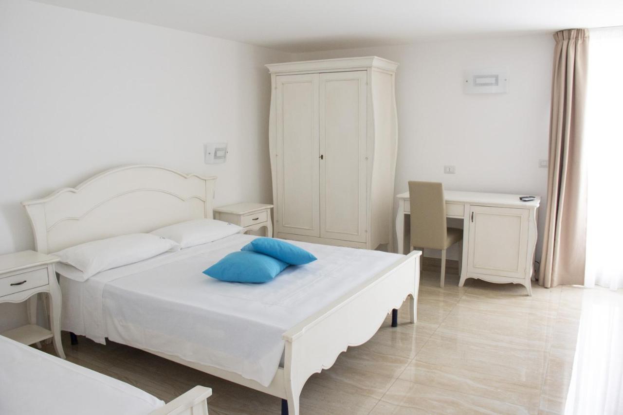 B&B Imperial Exclusive Rooms & Breakfast Porto Cesareo Kültér fotó